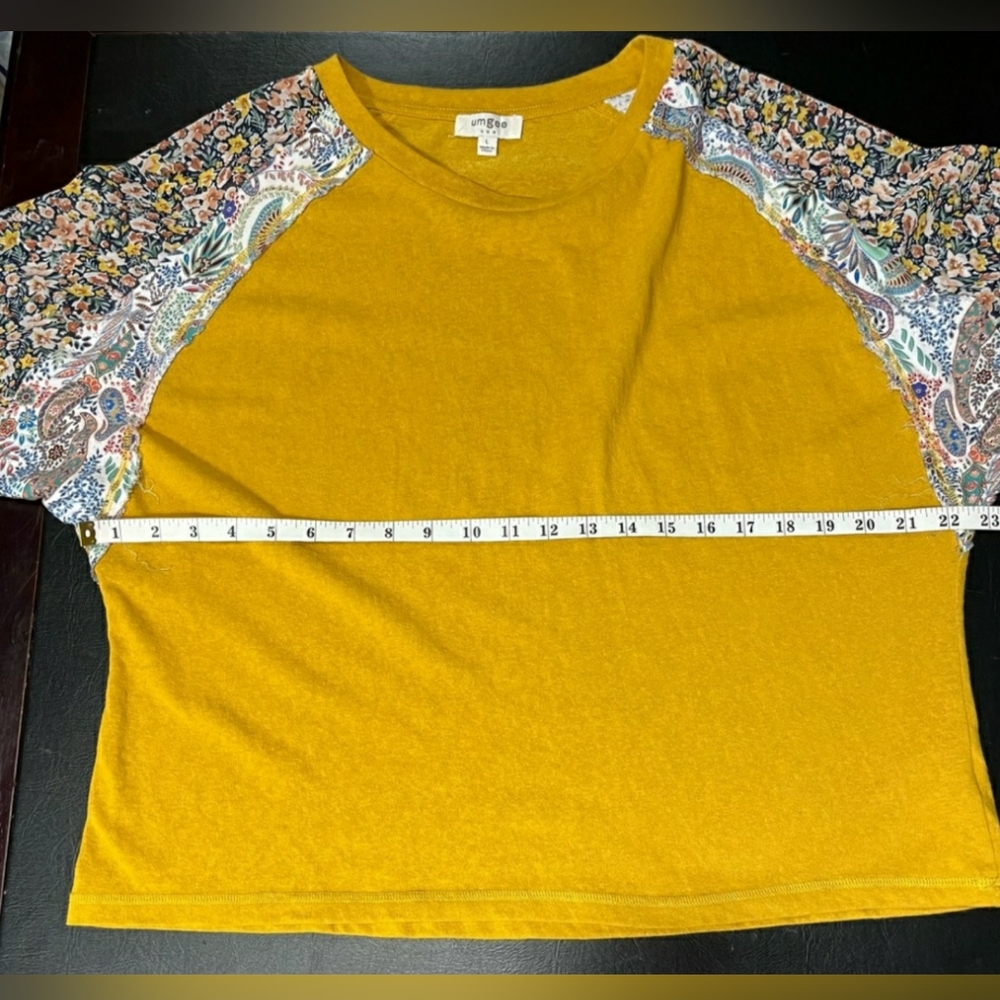 Umgee (EUC) Boho Mustard Floral Sleeves Top Size L - Picture 4 of 8